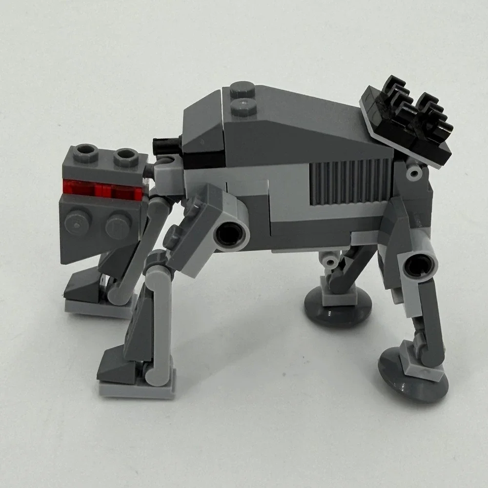 Retired Star Wars Lego Millennium Falcon AtAt Walker Microfighter Complete